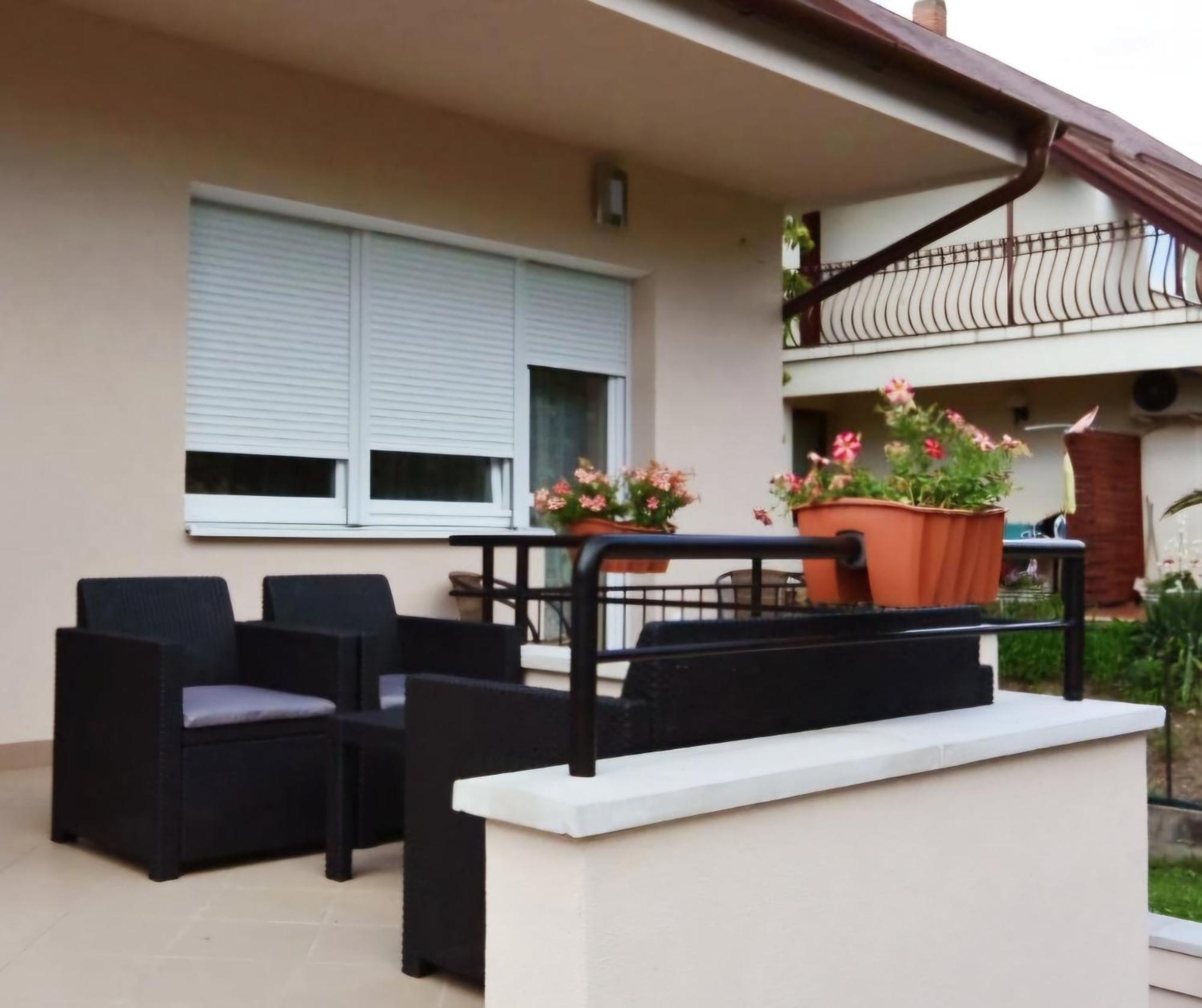 Beri Apartman Siofok Luaran gambar